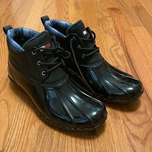 Tommy Hilfiger boots, women’s size 8M
